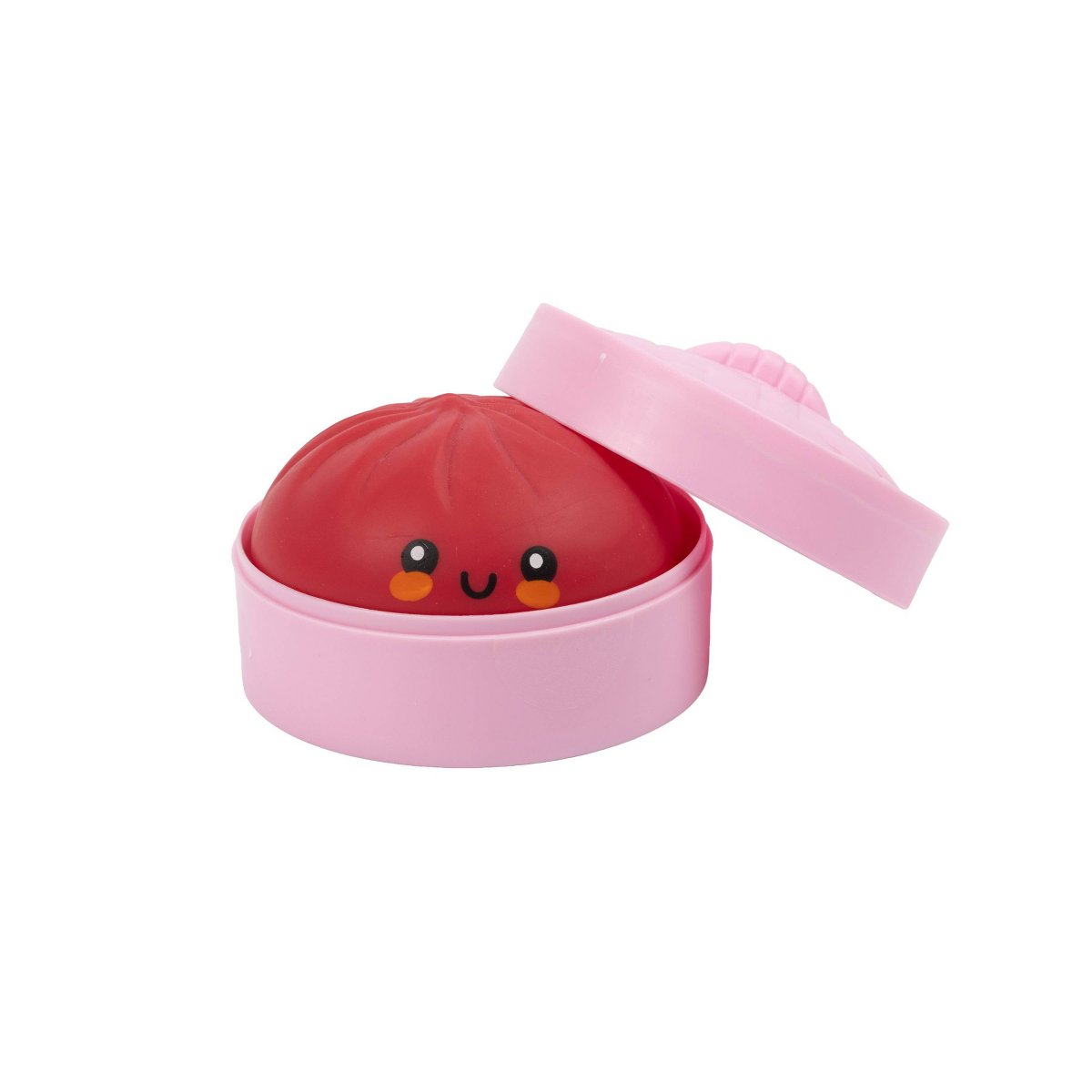 Mystery Bao Bun Squishy: dumpling rojo con cara kawaii dentro de la caja vaporera rosa, con la tapa apoyada al lado mostrando el patrón de ratán.